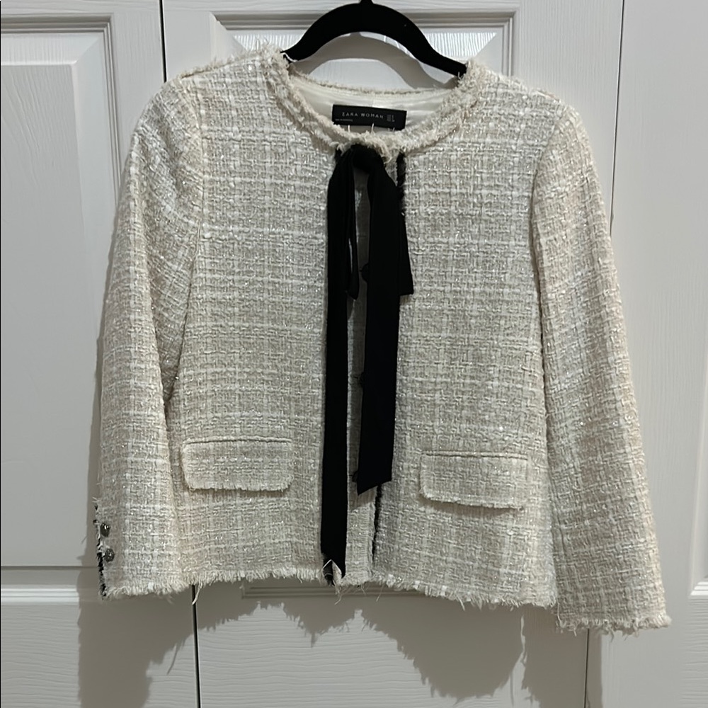 Zara Women’s Cream Tweed Jacket